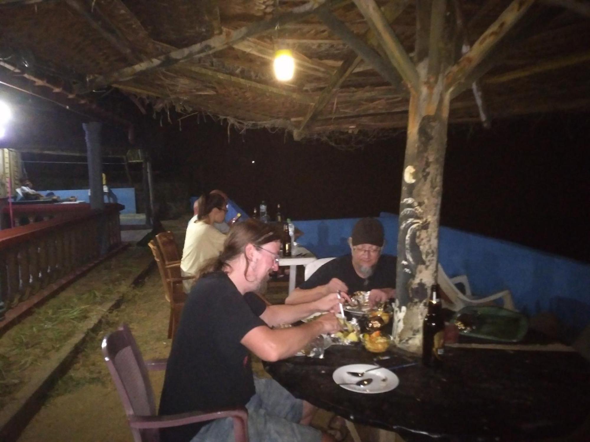 Happy Beach Safari Retreat Hambantota Luaran gambar
